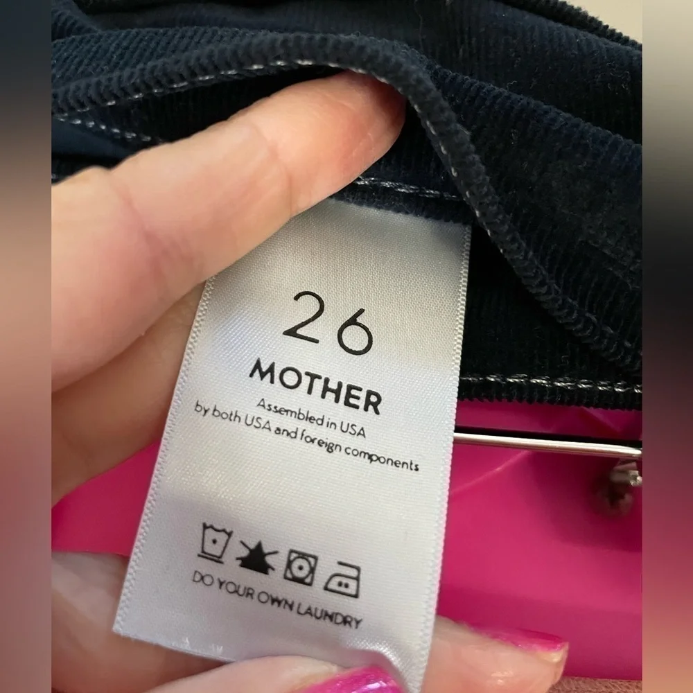 Mother Denim corduroy button up mini skirt. Dark Navy Blue. Size 26 - Picture 4 of 7